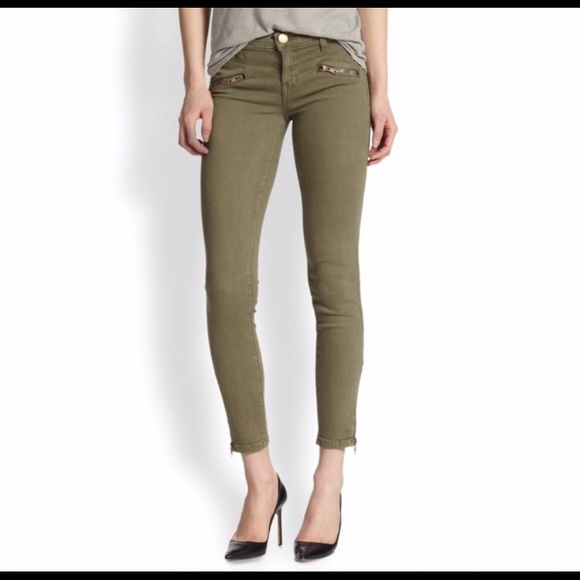 Current Elliot’s - Picture 2 of 4